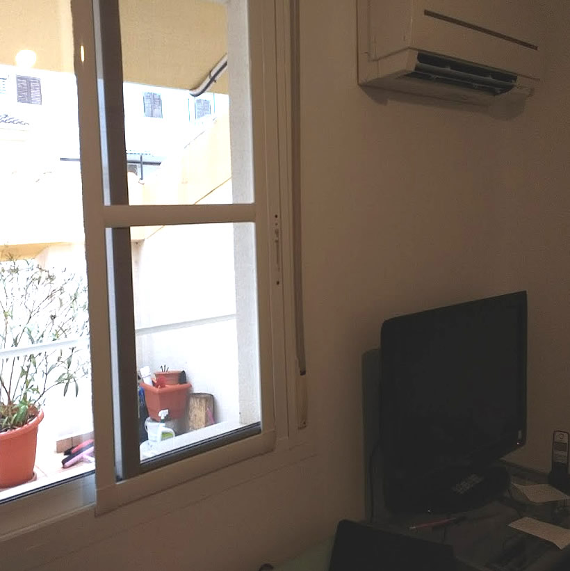 Nureau avec fenêtre sur terrasse, 1er étage, location duplex 7 personnes, Delta de l'Ebre